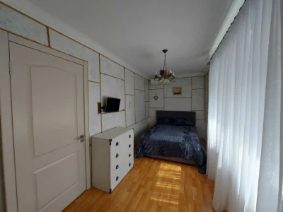 Renovated and furnished 2-room apartment for sale, 3/5, Kirpych