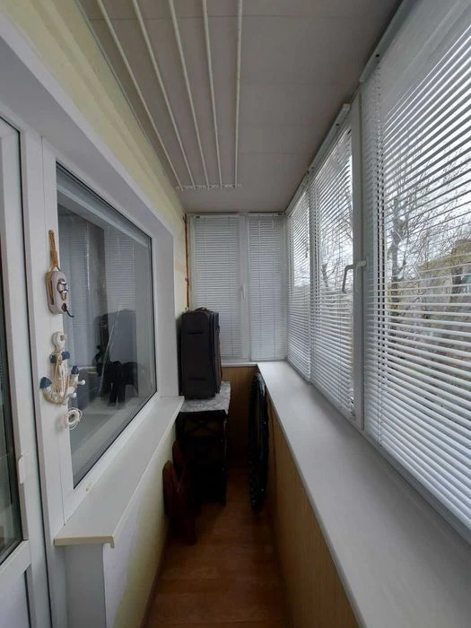 Renovated and furnished 2-room apartment for sale, 3/5, Kirpych