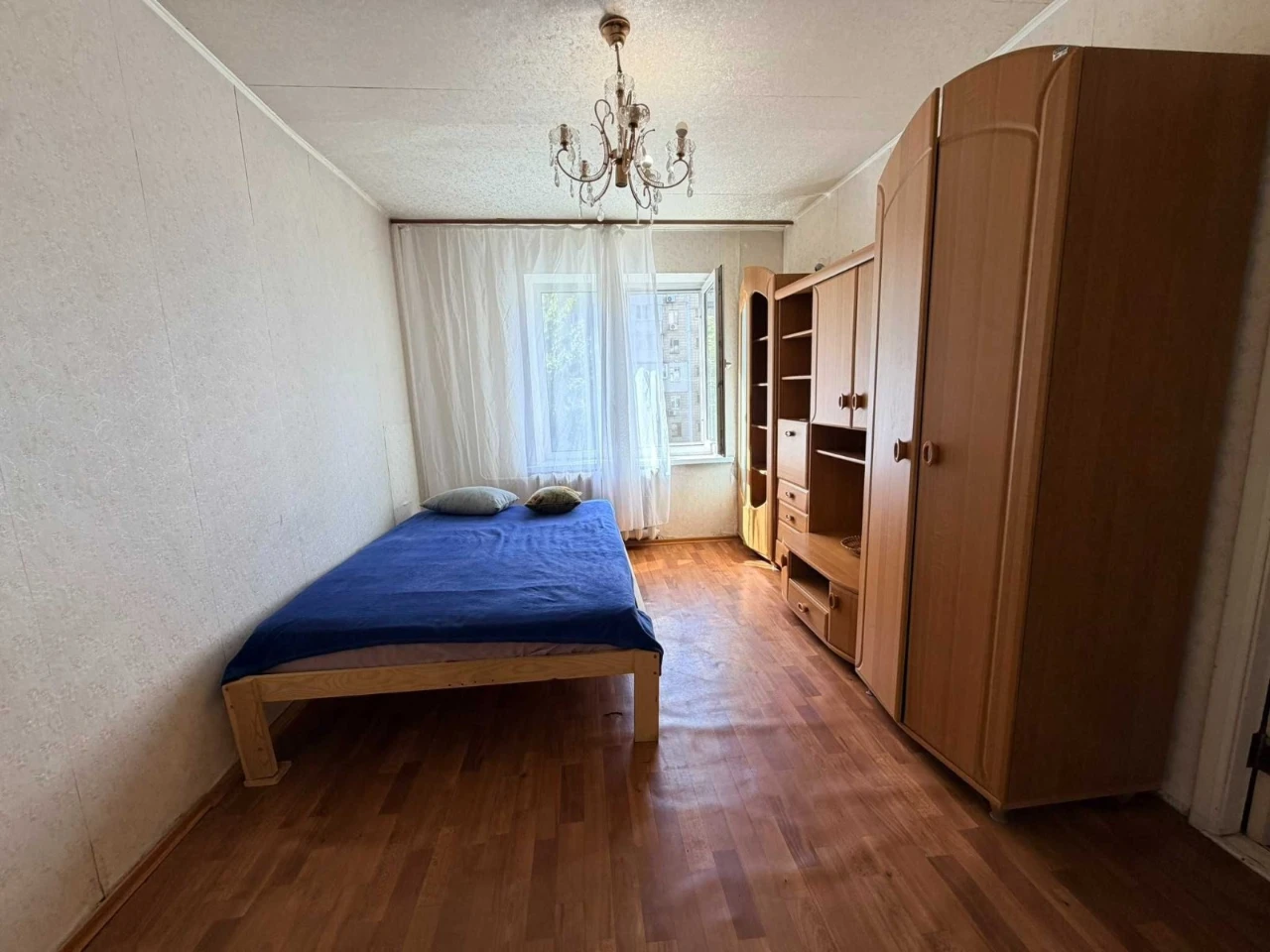 Оренда 1к біля метро Голосіївська- 5хв. пішки, та парку.
