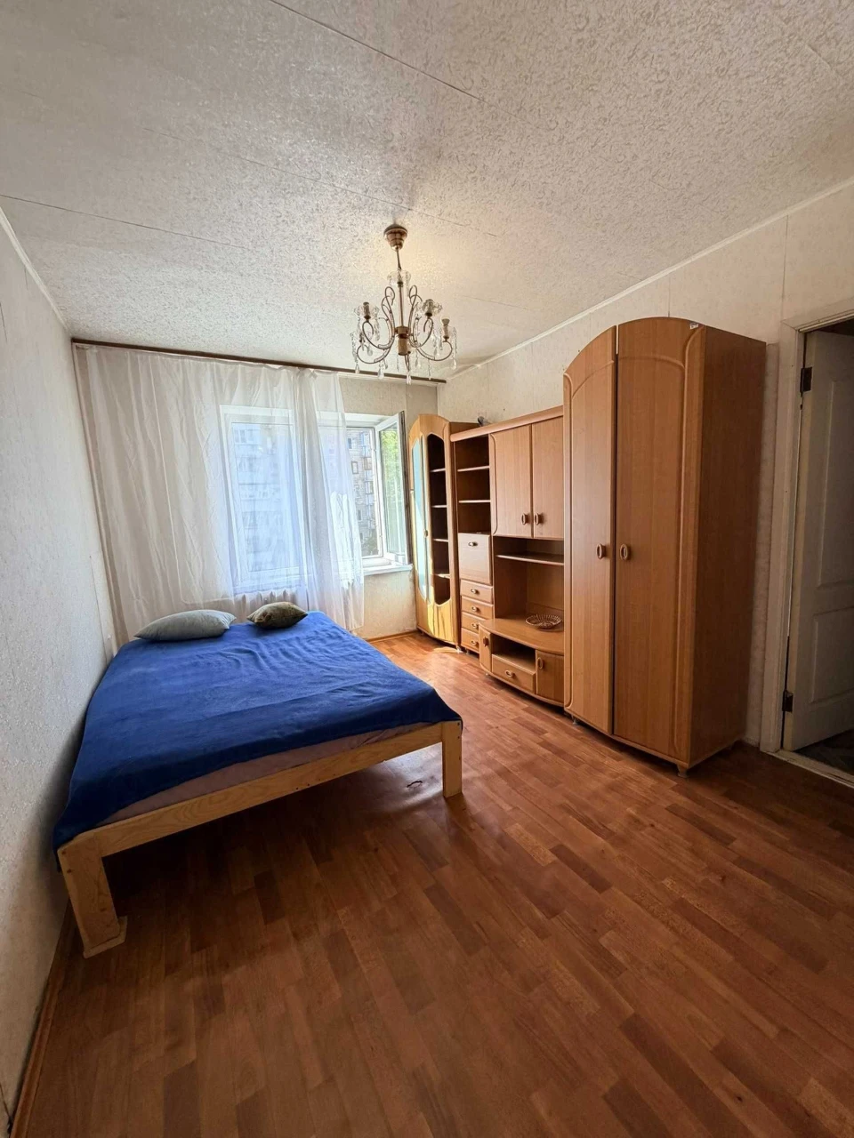 Оренда 1к біля метро Голосіївська- 5хв. пішки, та парку.