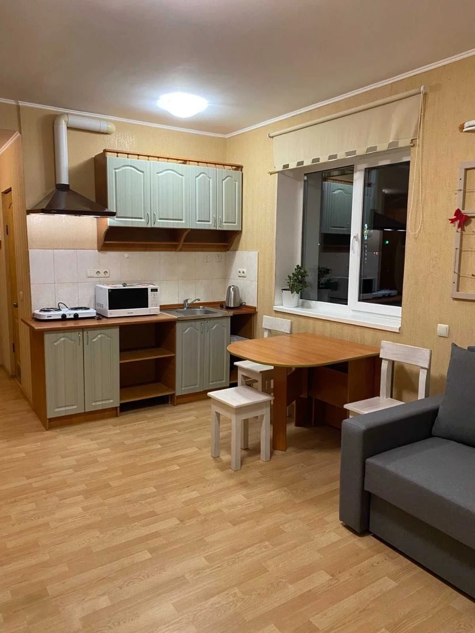 Сдам квартиру з електрозарядкой 22кВт/година, завжди є світл