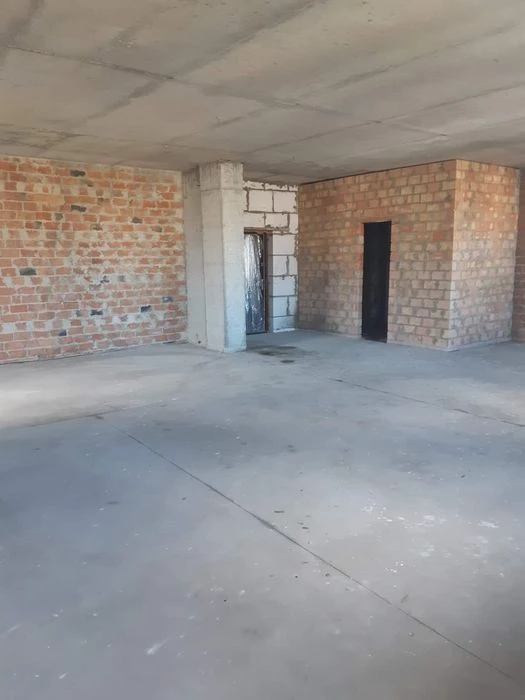 Срочно продажа квартиры 3 комната 90 м2м