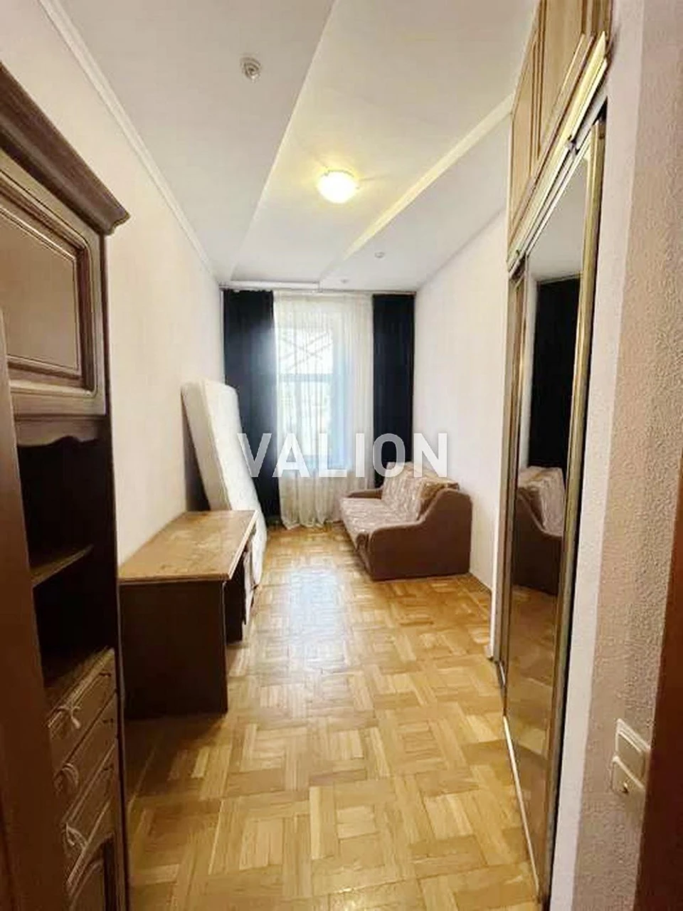 Продаж 3к квартири 75кв.м в царському будинку, вул.Гончара О