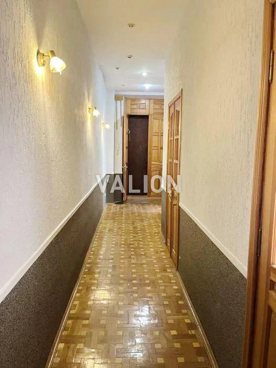 Продаж 3к квартири 75кв.м в царському будинку, вул.Гончара О