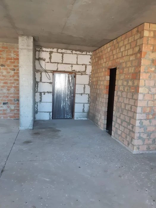 Срочно продажа квартиры 3 комната 90 м2м