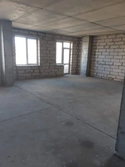Срочно продажа квартиры 3 комната 90 м2м