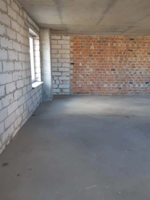 Срочно продажа квартиры 3 комната 90 м2м