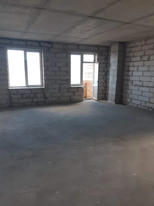 Срочно продажа квартиры 3 комната 90 м2м