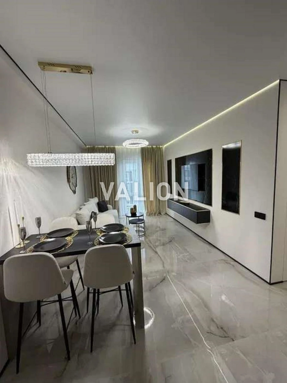 Продаж 1-к квартири вул. Михайла Максимовича 36