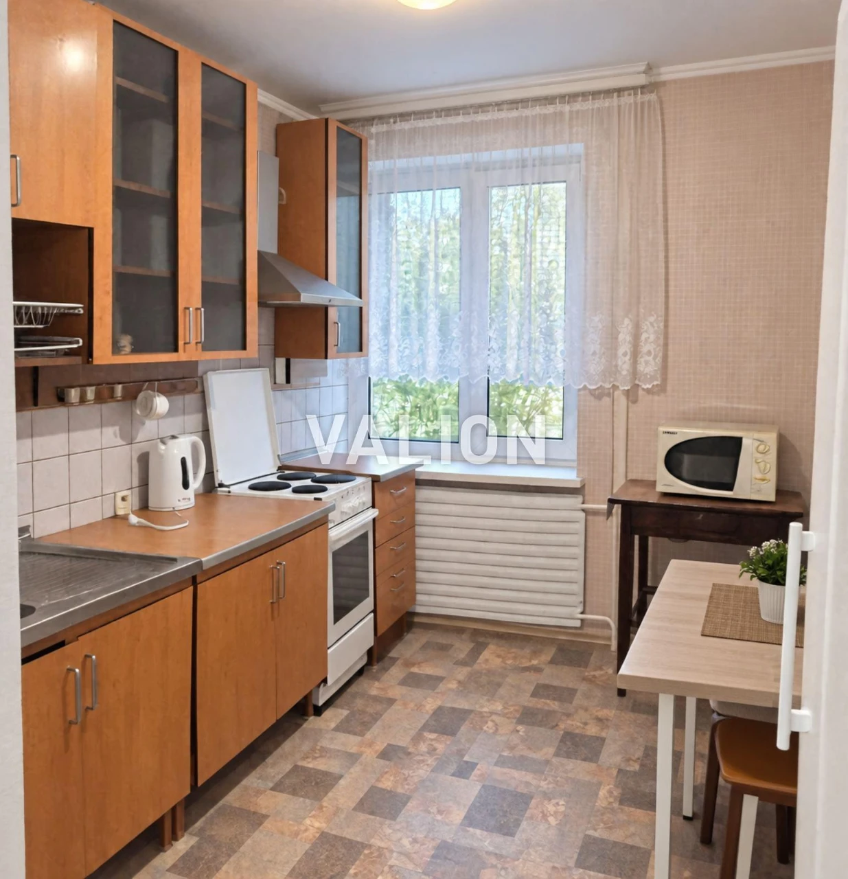 Без % продаж 2-кімнатна квартира по просп. Леся Курбаса, 1-Б