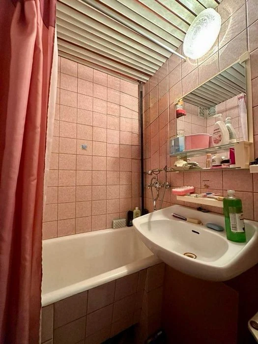 Продам 2к.кв. Салтівське шосе 250А