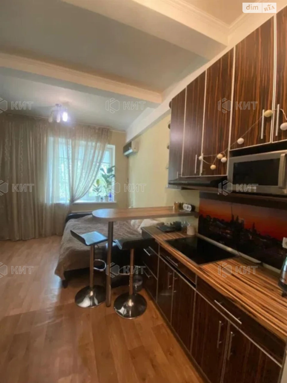 For Sale Apartment Center