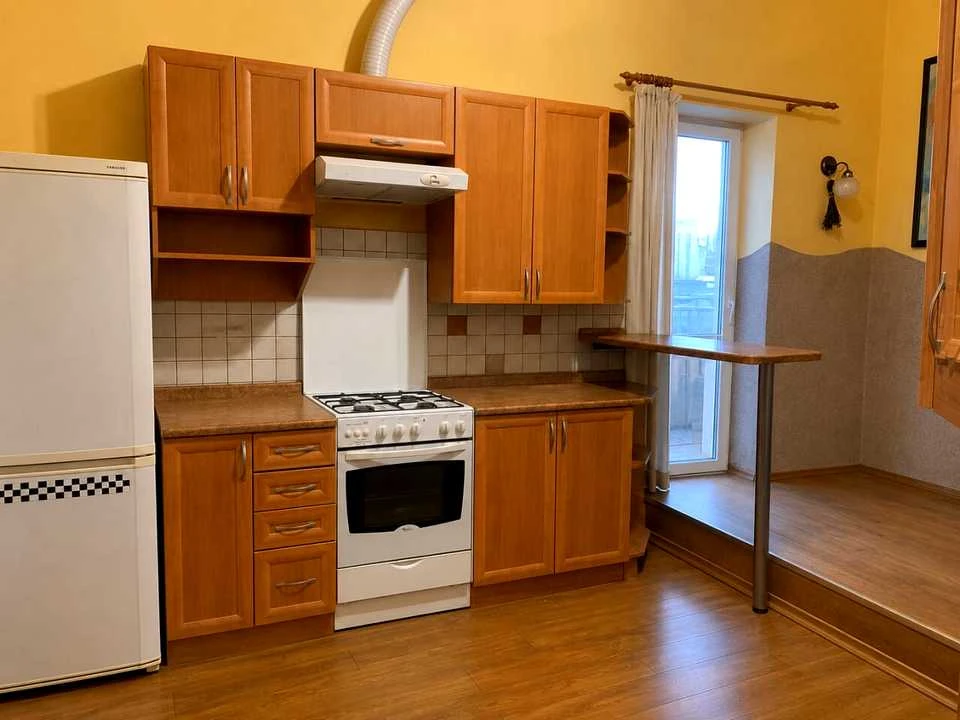 Apartment. Lviv, Mykola Kopernika St.