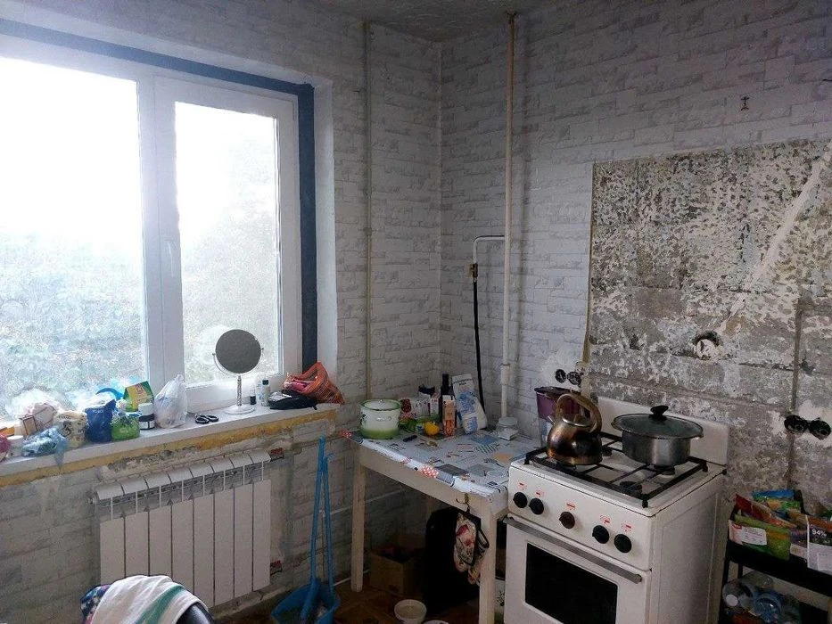 I will sell a 2-room apartment on the left bank, st. autumn