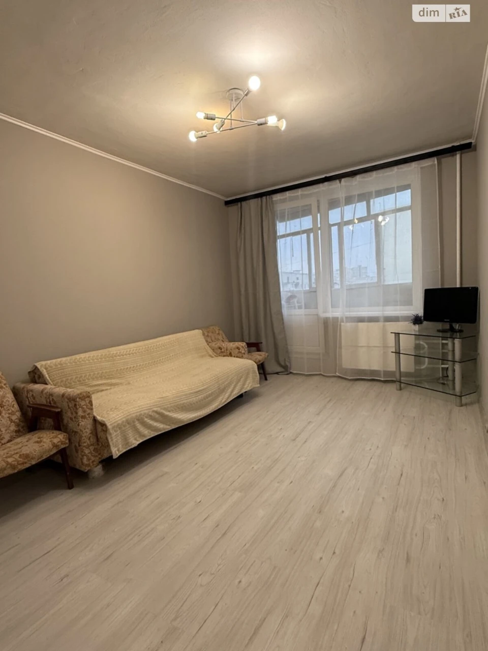For sale Apartment Pavlivka