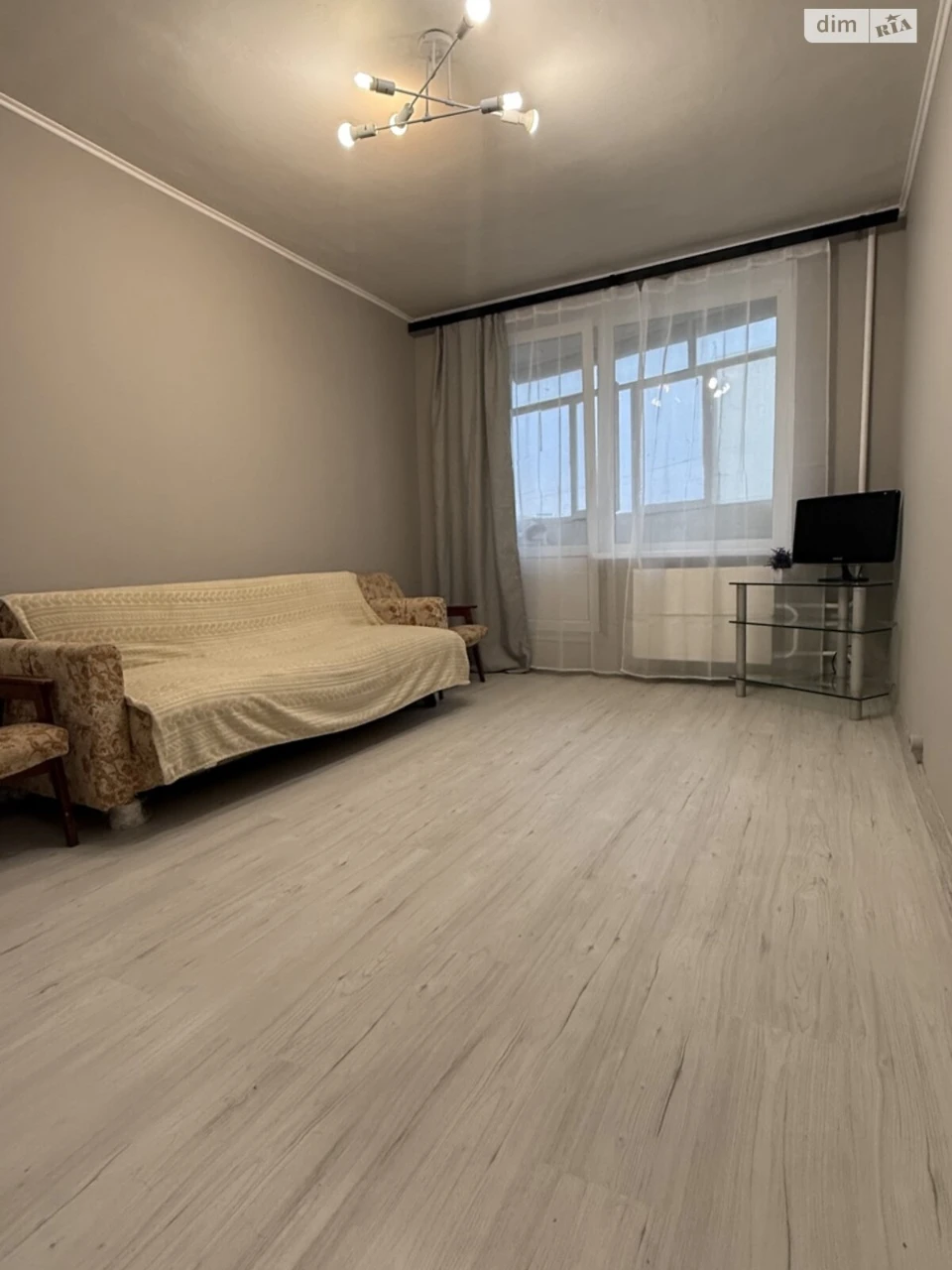 For sale Apartment Pavlivka