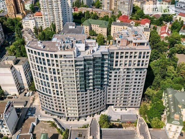 Продаж 2к квартири 51 кв. м на вул. Січових Стрільців 52А •