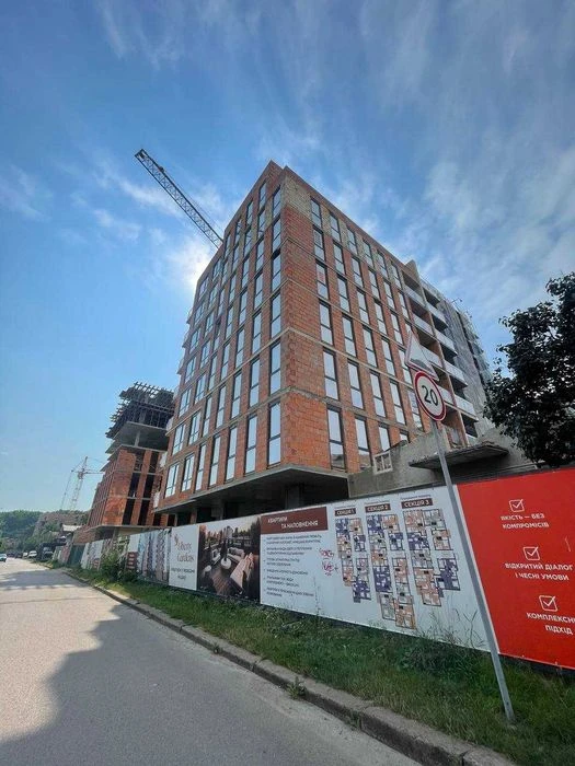 Продаж 2 кімнатної квартири біля парку по вул Селянська