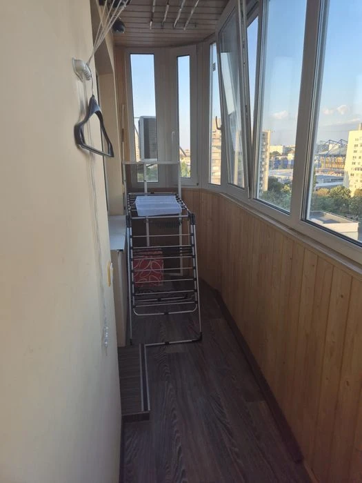 For sale: 1-room apartment with improved layout on Molochnaya Street.