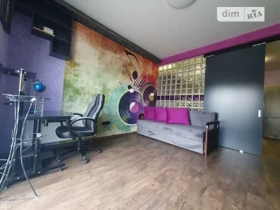 Sale of 1-room apartment 39 sq. m. on Mykhaylo Maksymovycha St. 24B