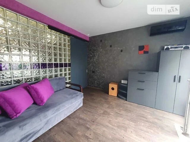 Sale of 1-room apartment 39 sq. m. on Mykhaylo Maksymovycha St. 24B
