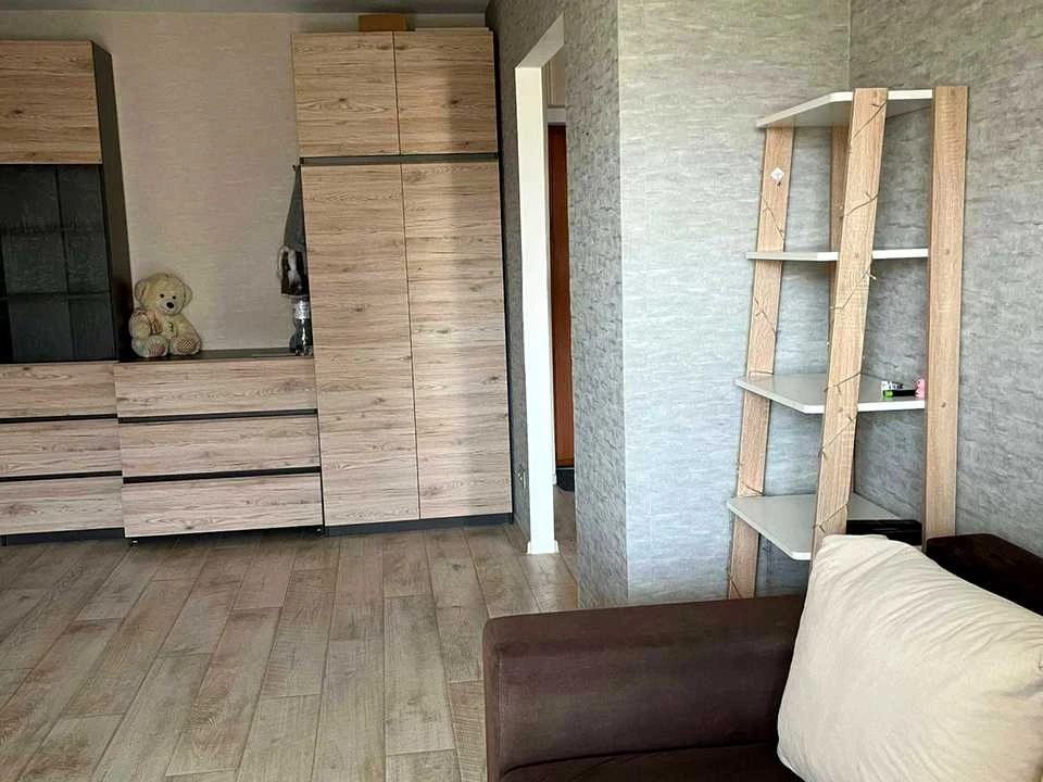 Apartment. Dnipro, Brativ Gorobtsiv St. (Dmytra Kedrina)