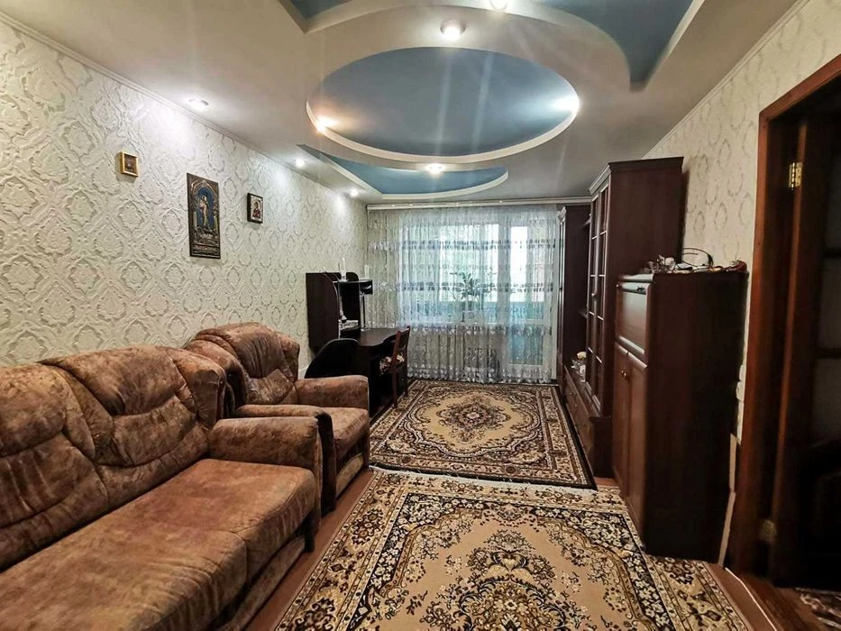 Продаж 3-кімнатної квартири в Шевченківському районі