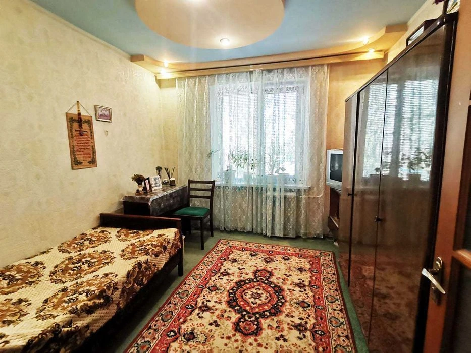 Продаж 3-кімнатної квартири в Шевченківському районі