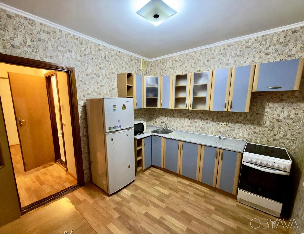 1 комн. квартира Драгоманова ул., 8