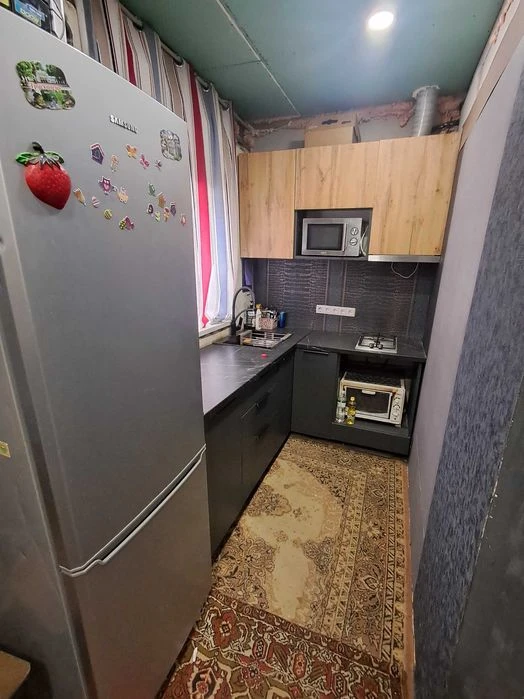 Sale of part of the house in the Oleksandrivskyi house