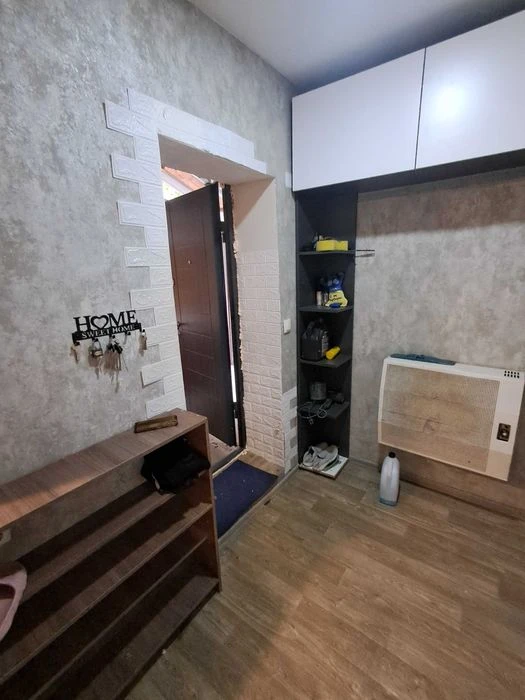 Sale of part of the house in the Oleksandrivskyi house