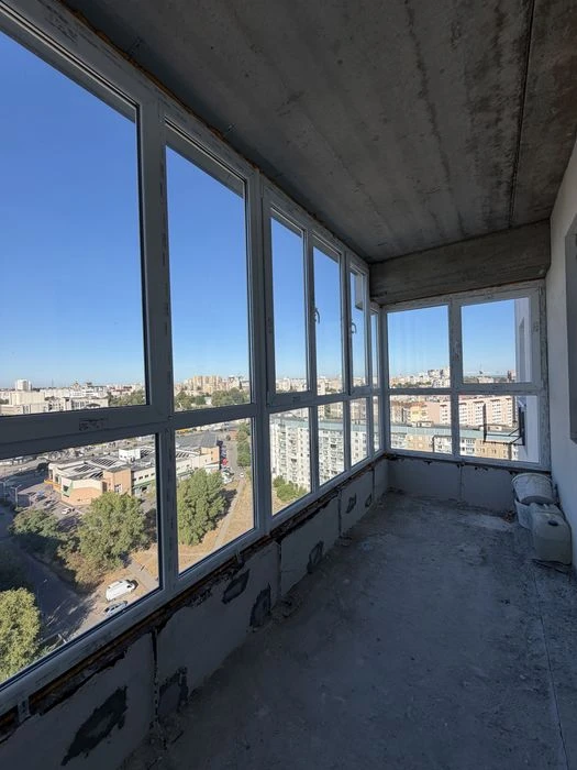 Продаж видової 3к.кв на Митниці! Зданий будинок! вул. Героїв