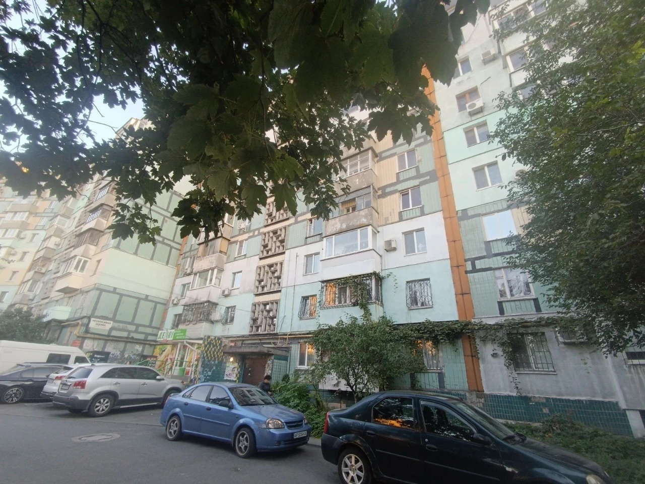 Продам 3к квартиру Чешка Поля Кирова низ Минина Шнеерсона