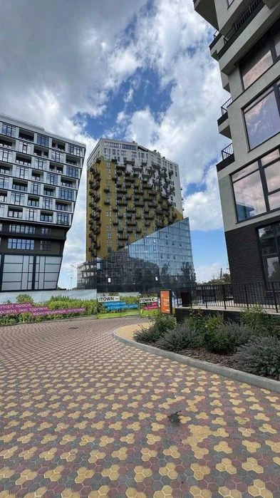 Паркинг с кладовкой ЖК Айтаун ITown