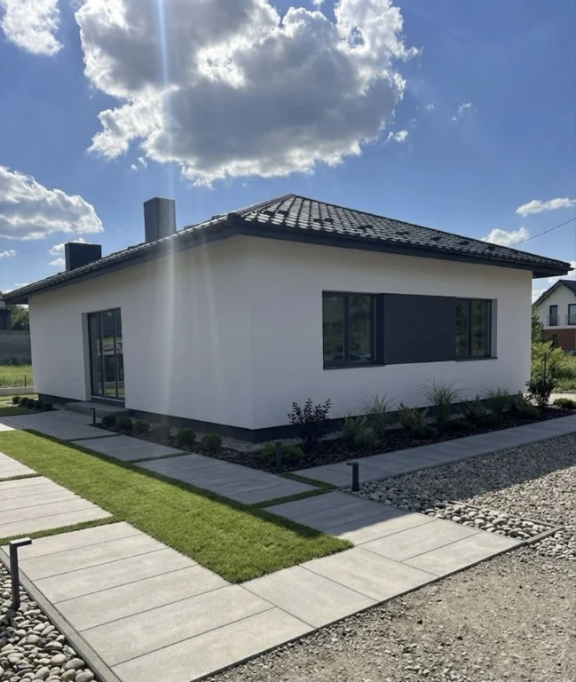 Продаж сучасних будинків у стилі «Американка»
