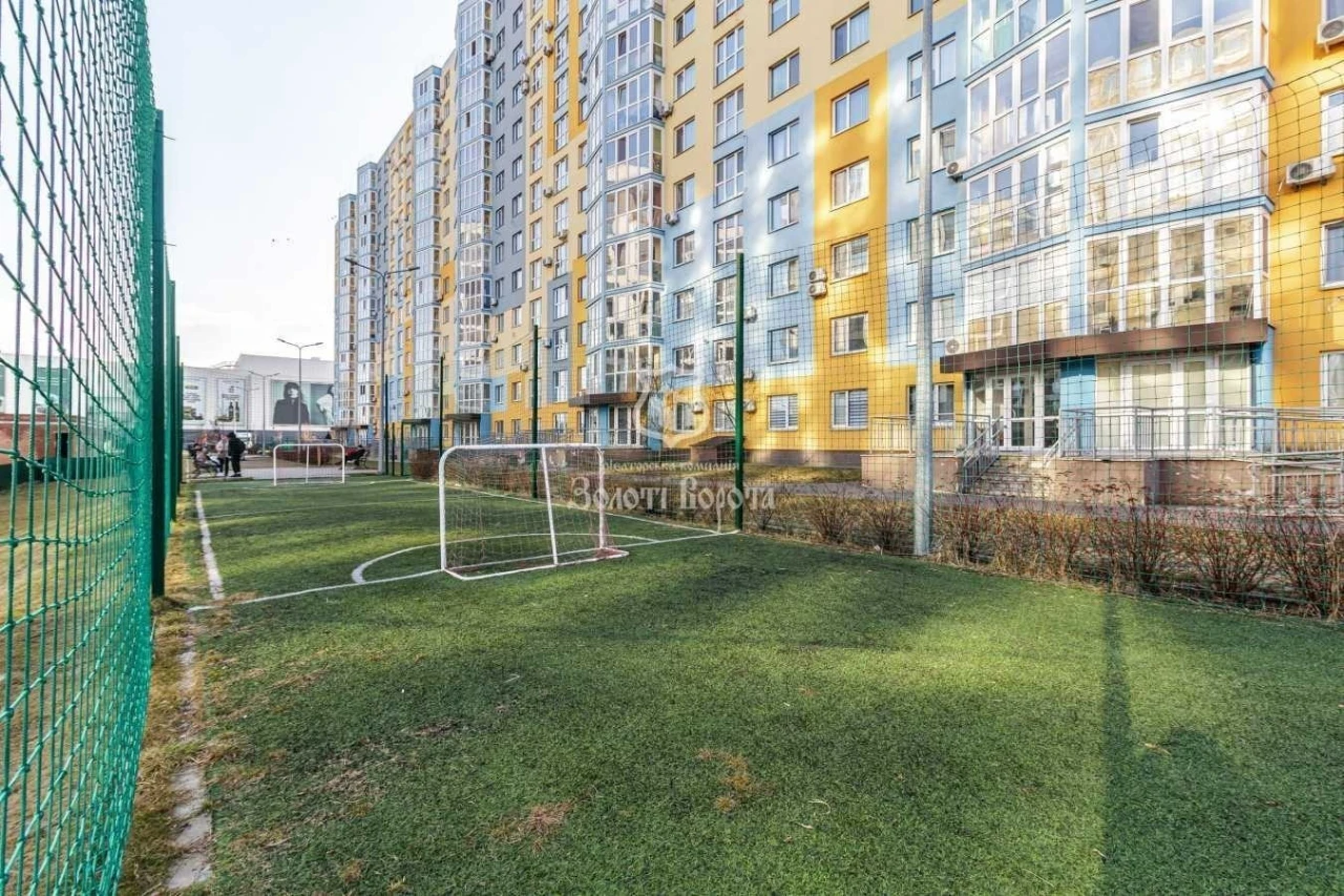2-room apartment for sale 67.6 m², Berkovetska St., 6A