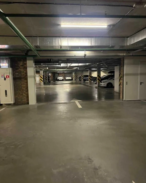 Без комісії! Продаж підземнго паркомісця в ЖК RiverStone, ЖК