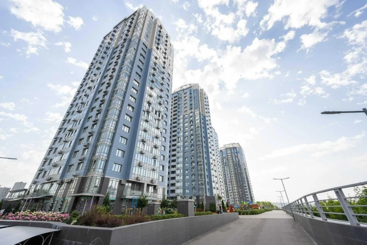 Без комісії! Продаж підземнго паркомісця в ЖК RiverStone, ЖК