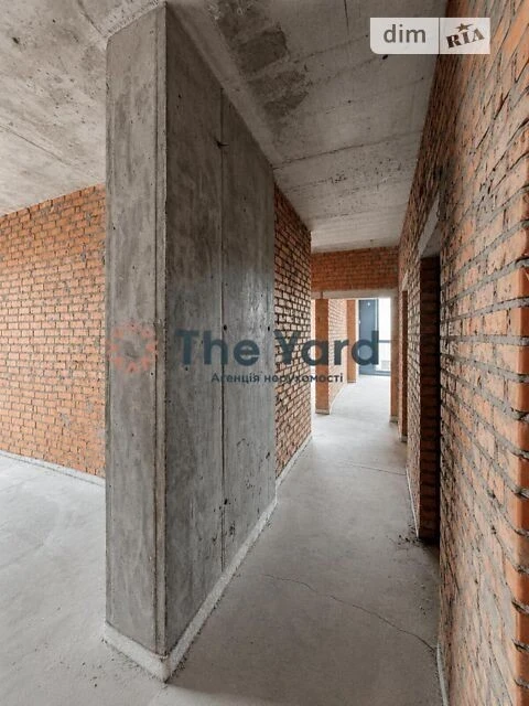 Sale of 4-room apartment 183 sq. m. on Staronavodnytska Street 42/44,