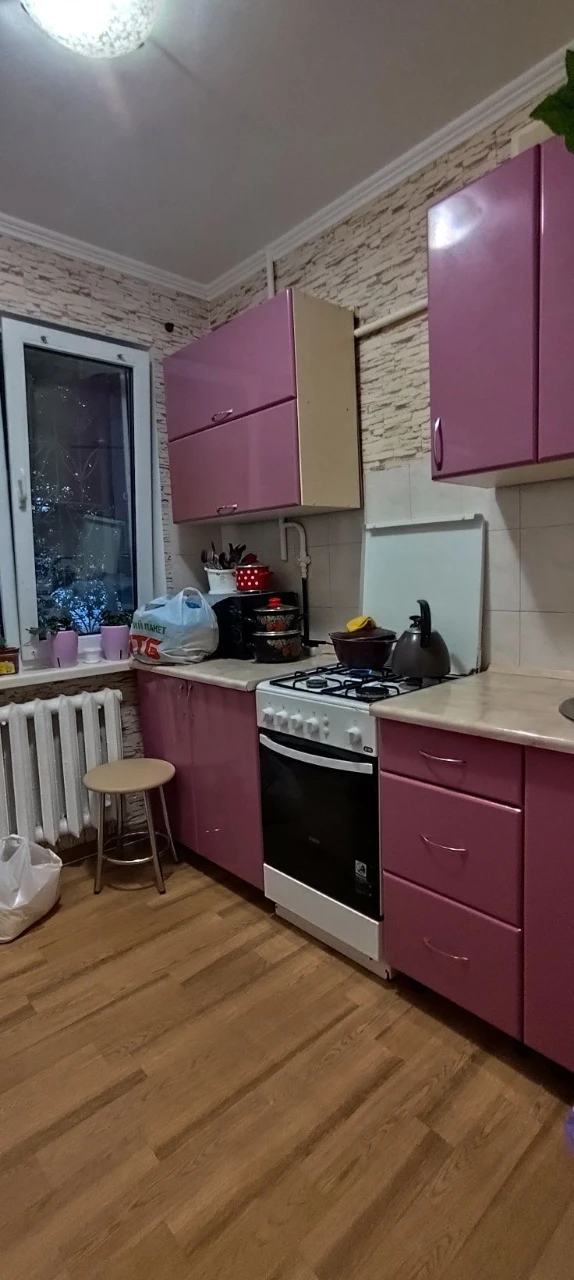 Продам 1но на Вітрука