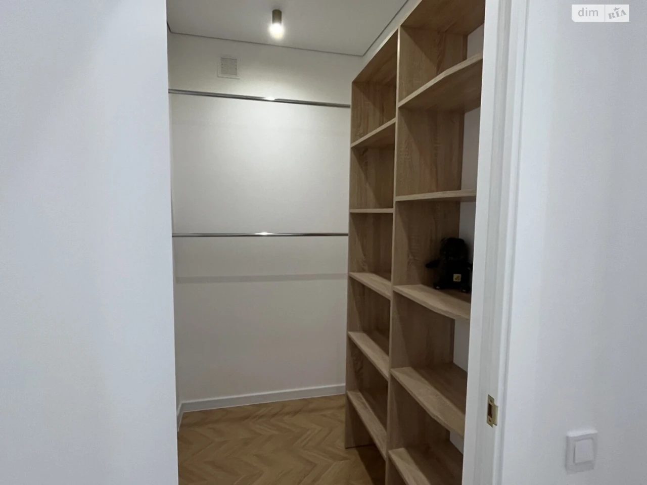 Продаж Квартира Академічний