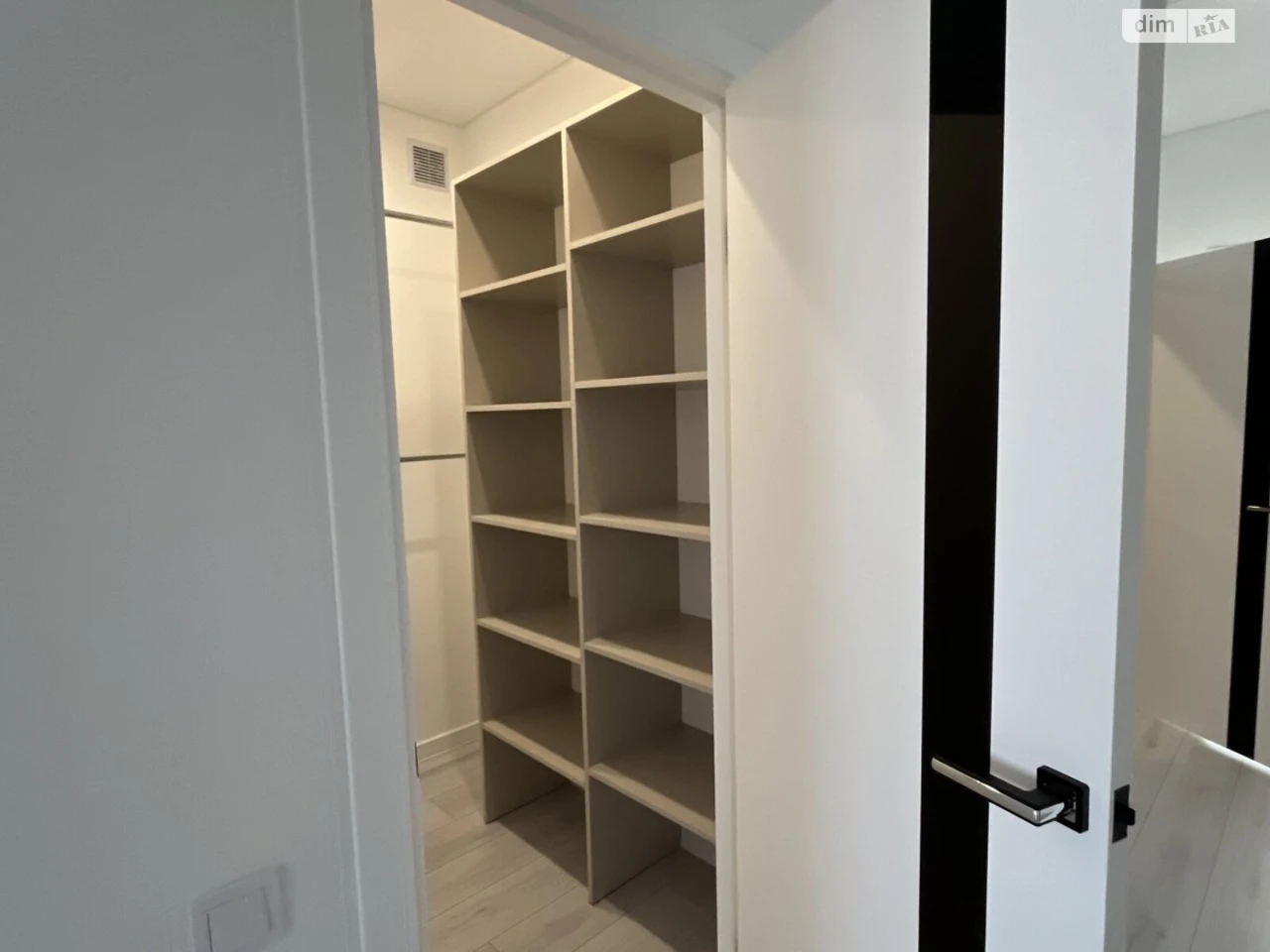Продаж Квартира Академічний