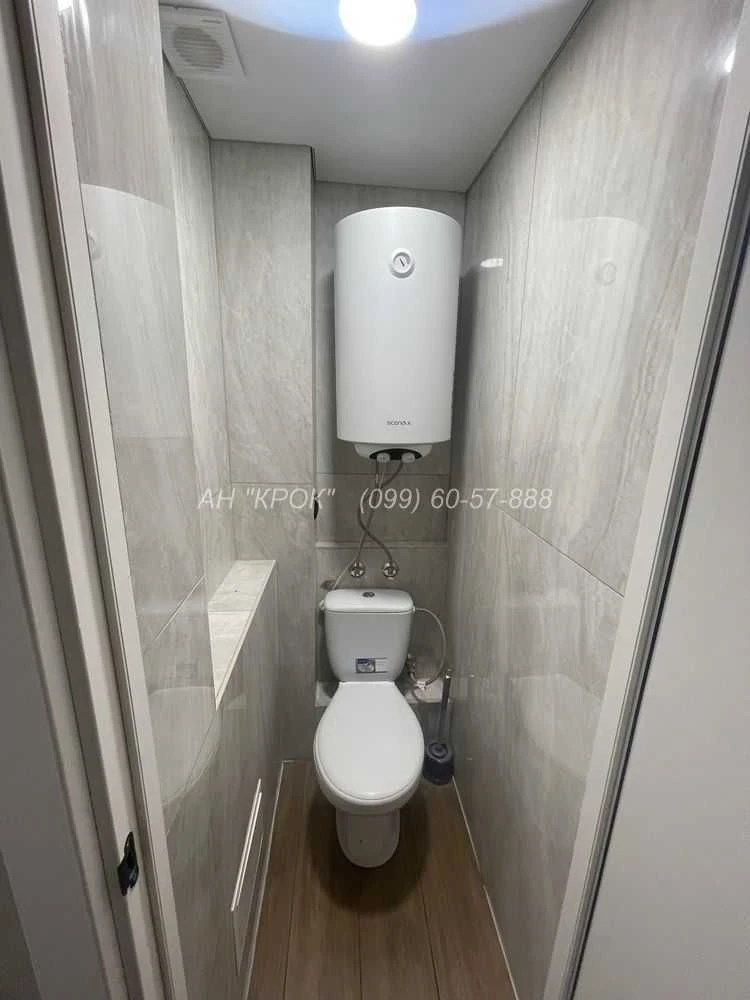 Продаж 1-к квартири в Центрі міста !!