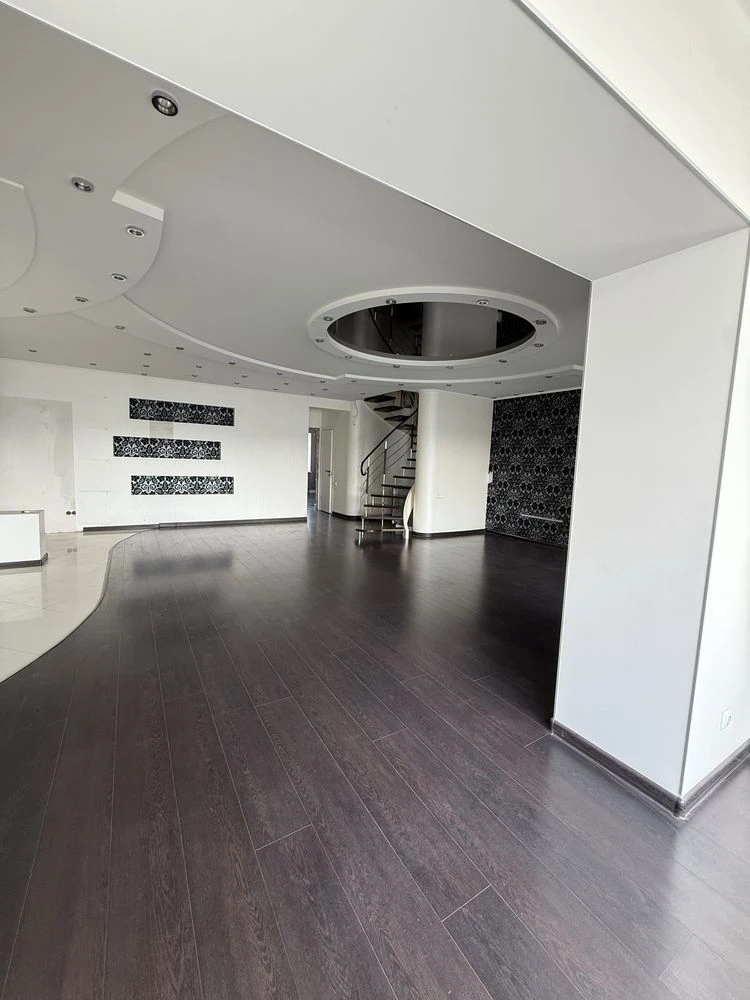 4-комнатная 180 м² на 2 уровнях — свой дом в городе под ремо