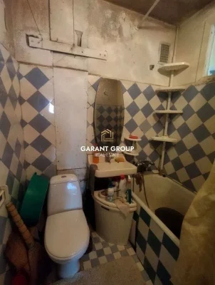Двокімнатна квартира з балконом