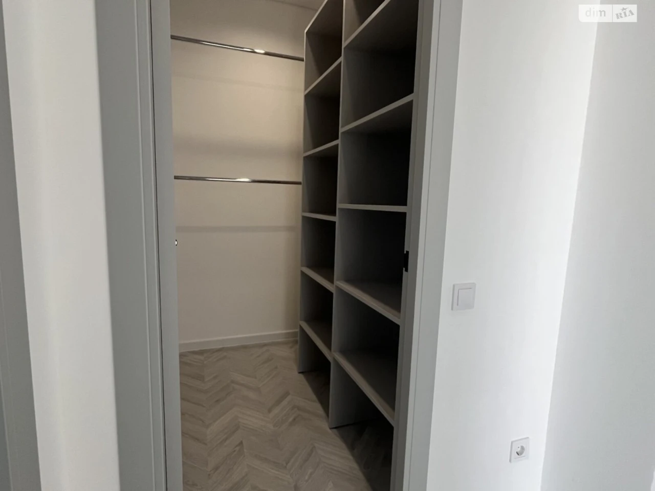 Продаж Квартира Академічний