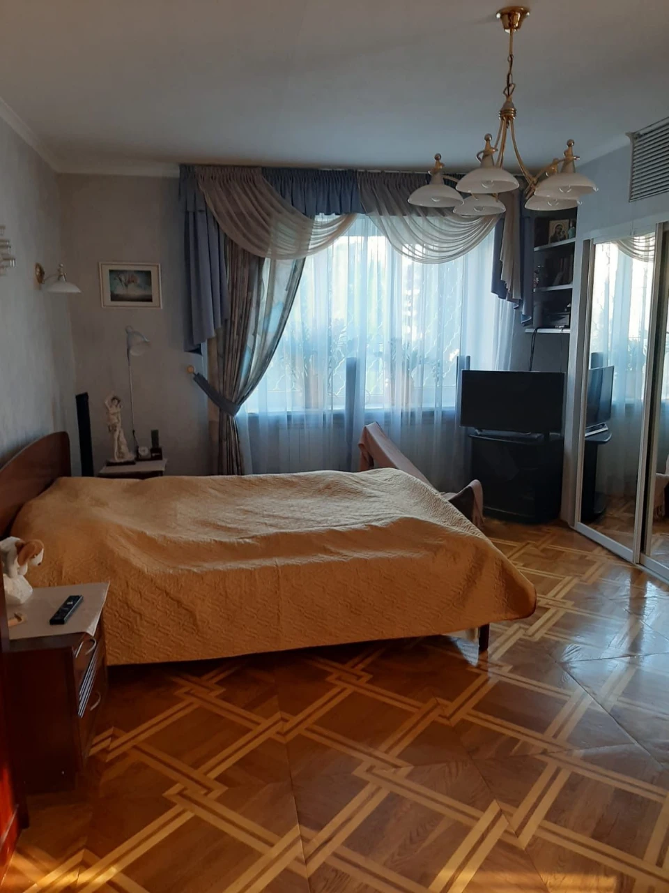 Продаж Зк квартира 89м2 в центрі по вул.Коцюбинського, закри