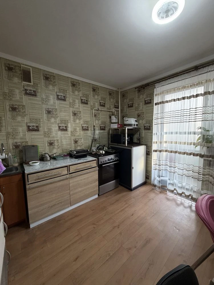 Продам 1к новострой, ул. Роганская 130/4, Роганский жилмасив