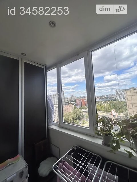 Sale of 1-room apartment 52.5 sq. m. on Mykoly Golego St. 5 • ID 3