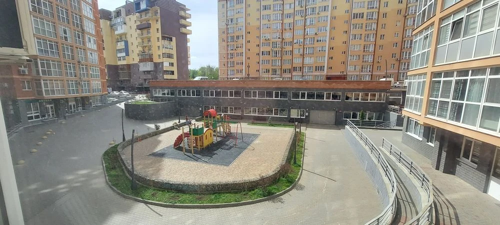 Продаж 1-кімнатної квартири по вул.Рівненській 12-Б